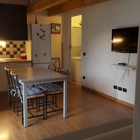 Apartment Regina Uno Como Luaran gambar